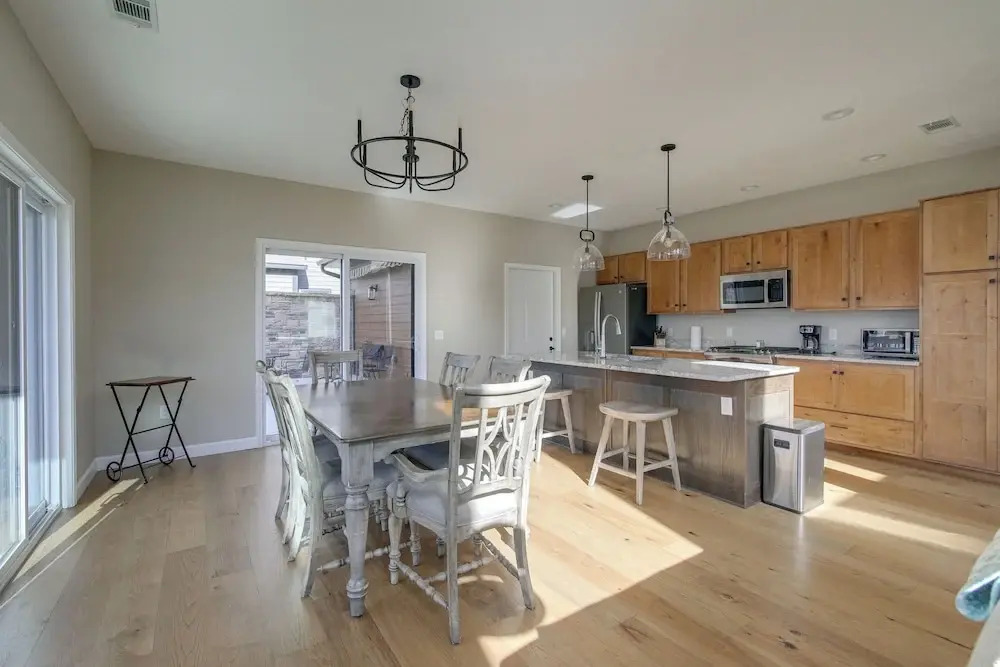 Riverfront Cotter Home: Close to Trout Fishing!