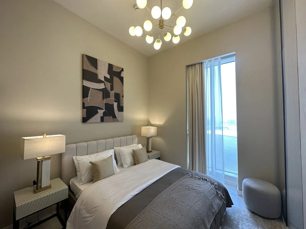 Manzil 4BR Penthouse in Dubai Creek w Harbour View