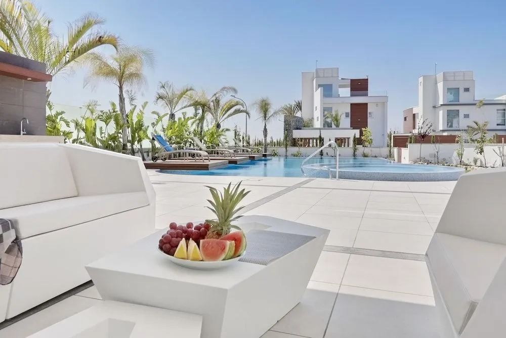 Vivo Mare Beachfront Villas - Vista