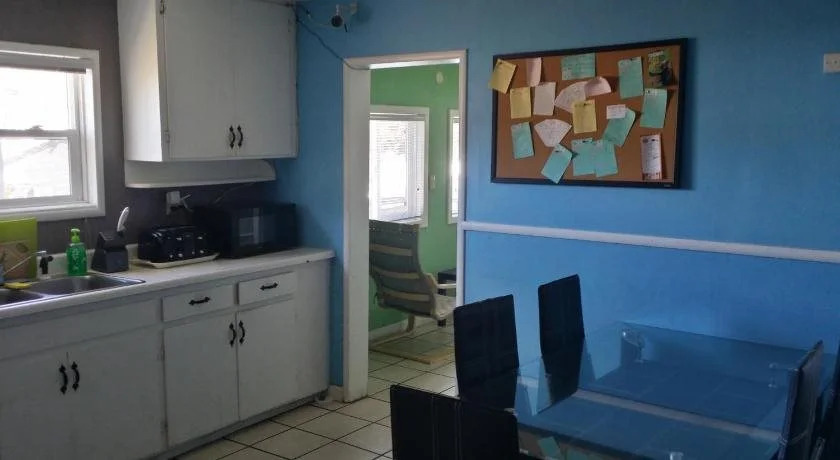 Yosemite International Hostel