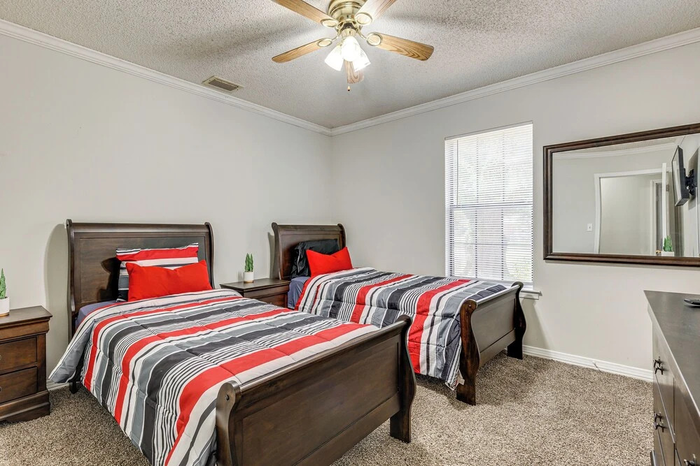 Charming Satsuma Home ~ 14 Mi to Mobile!