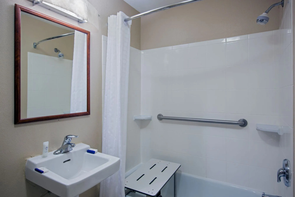 Candlewood Suites Windsor Locks by IHG