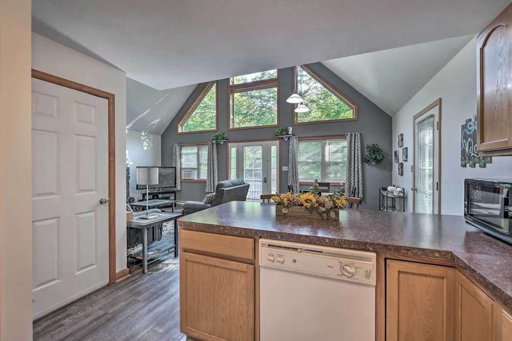 Pocono Lake Home w/ Game Room, Fire Pit & Hot Tub