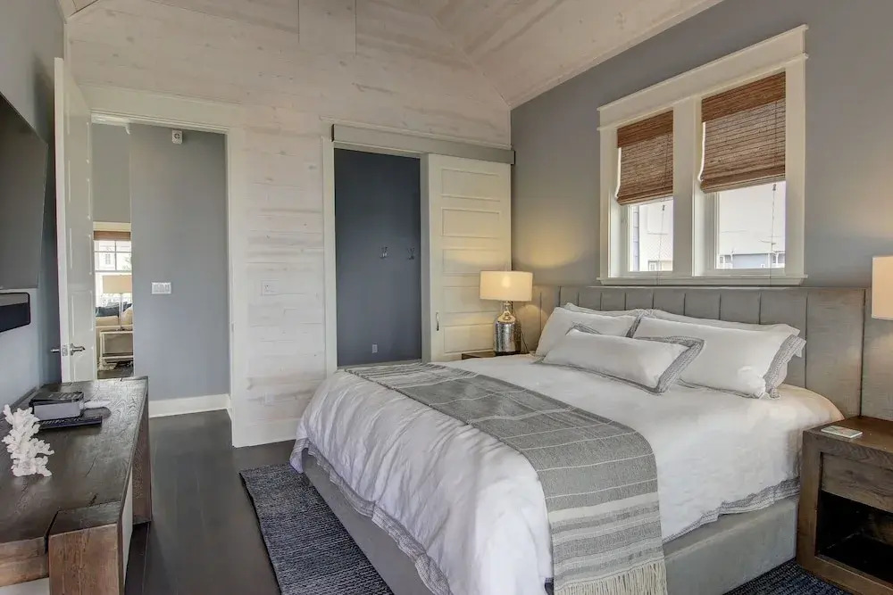 Coastal Charm 258 HI
