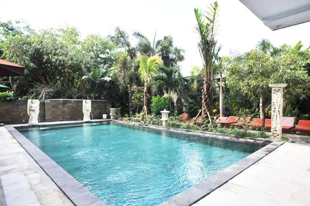Puri Saron Denpasar Hotel