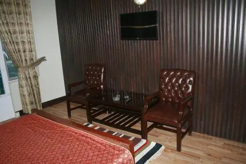 Pine Top Naran