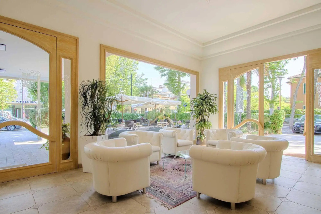 Hotel Athena
