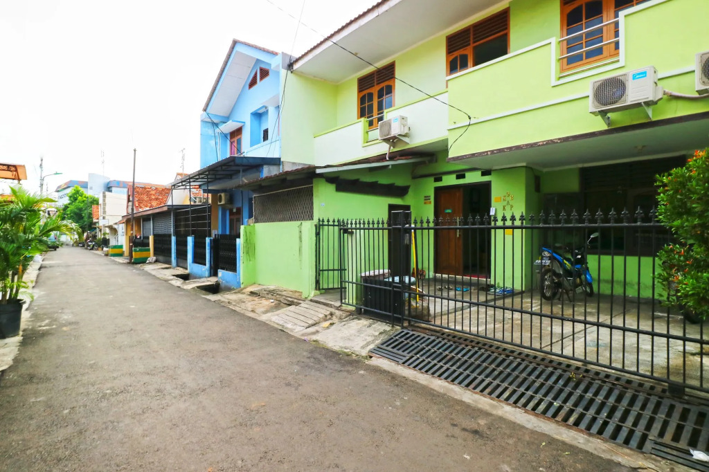 Kabin Kapsul Kayu jati I - Hostel