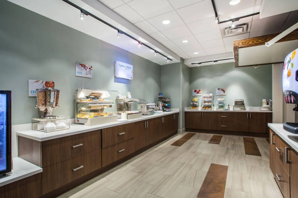 Holiday Inn Express Queensbury-Lake George Area by IHG