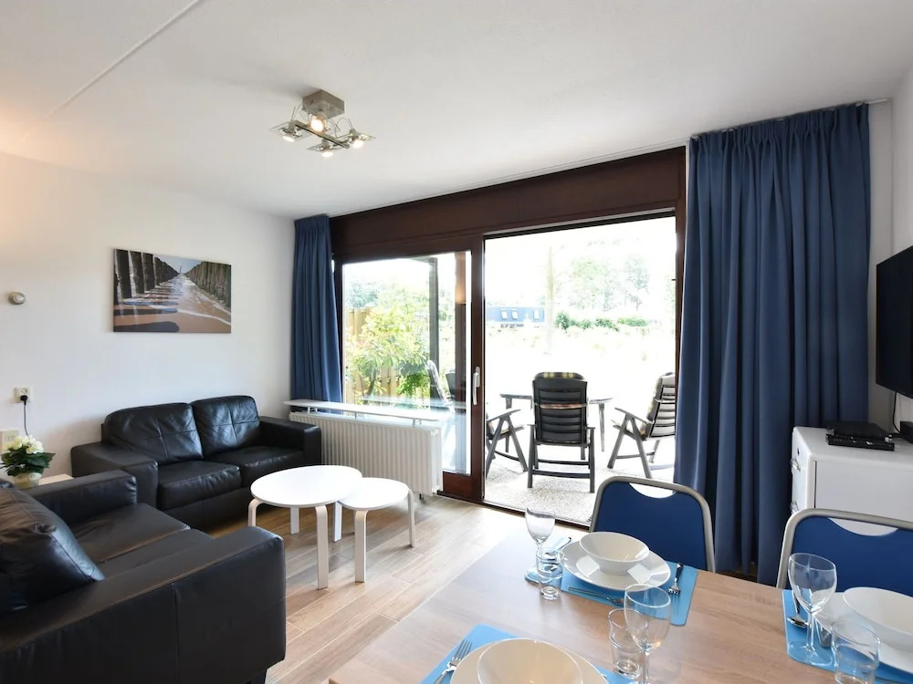 Tranquil Apartment in Nieuwvliet Near the Beach