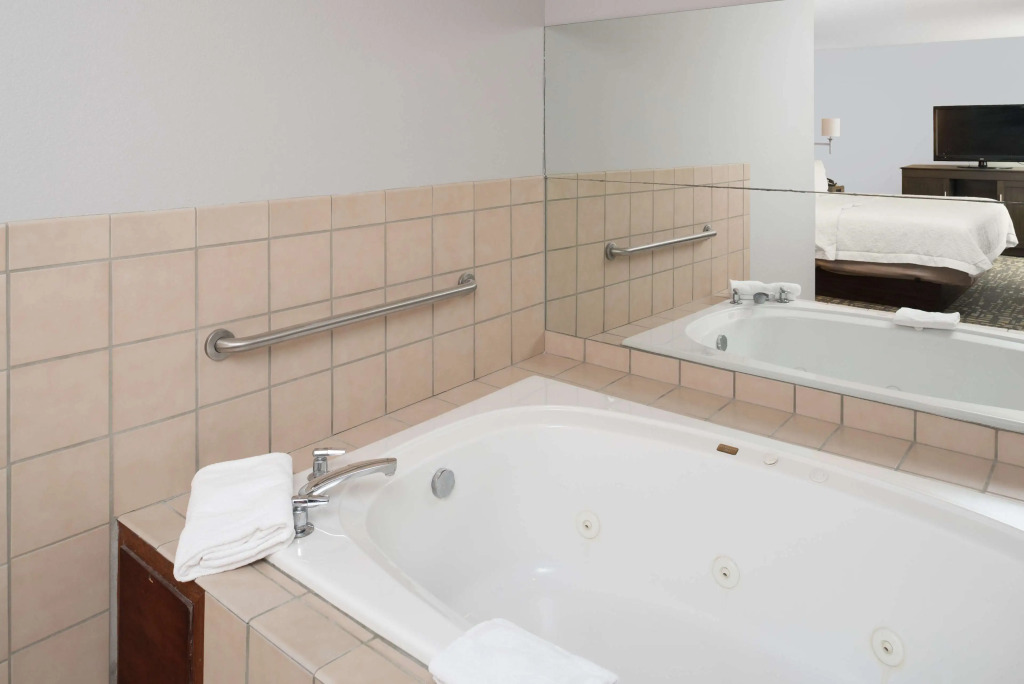 Hampton Inn North Sioux City