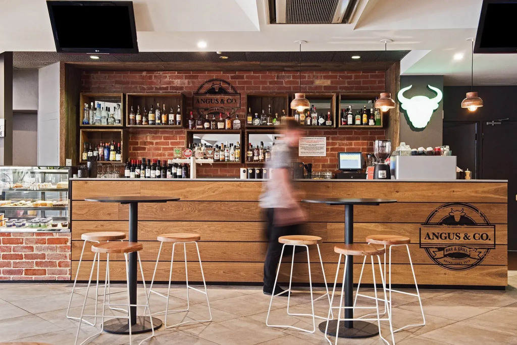 Mantra Meridien Adelaide