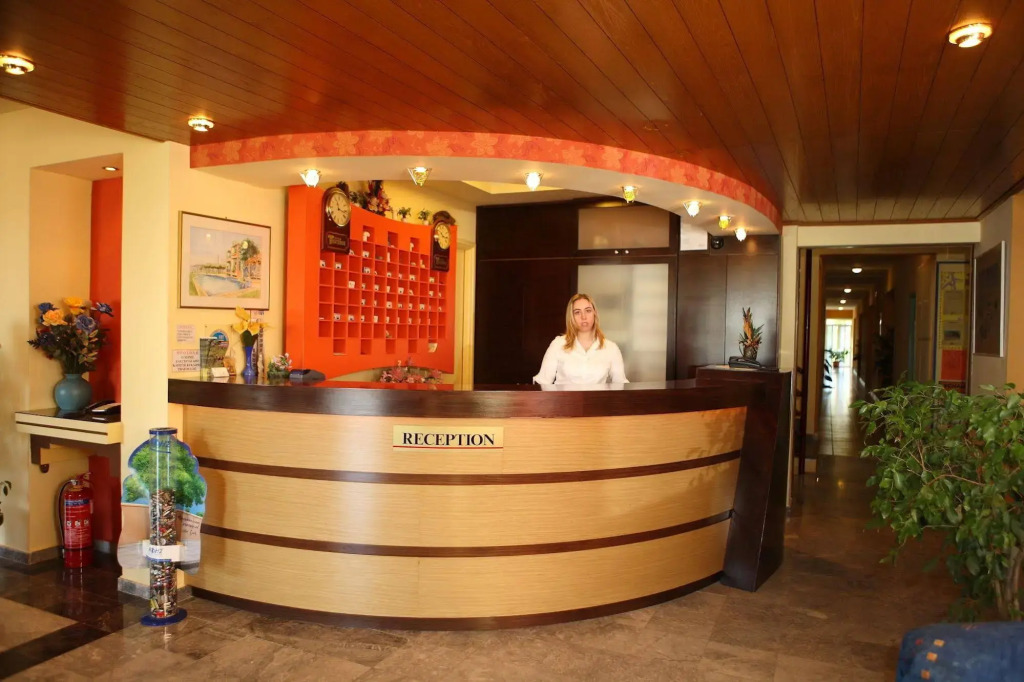 Pantheon Hotel