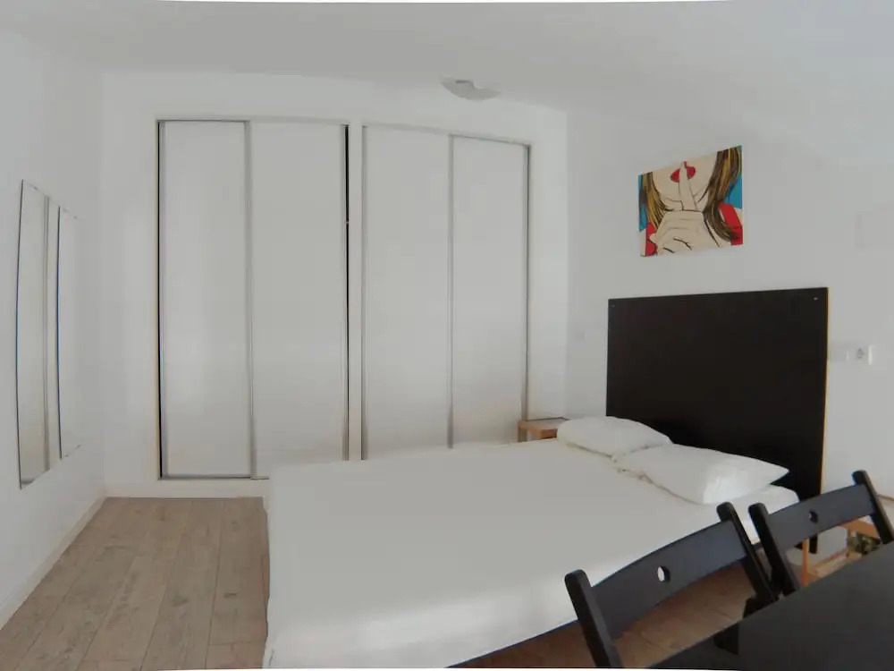 Estudio cercano a Plaza Castilla CBA3
