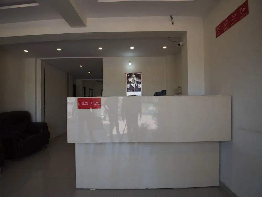 OYO 26467 Sumiran Plaza