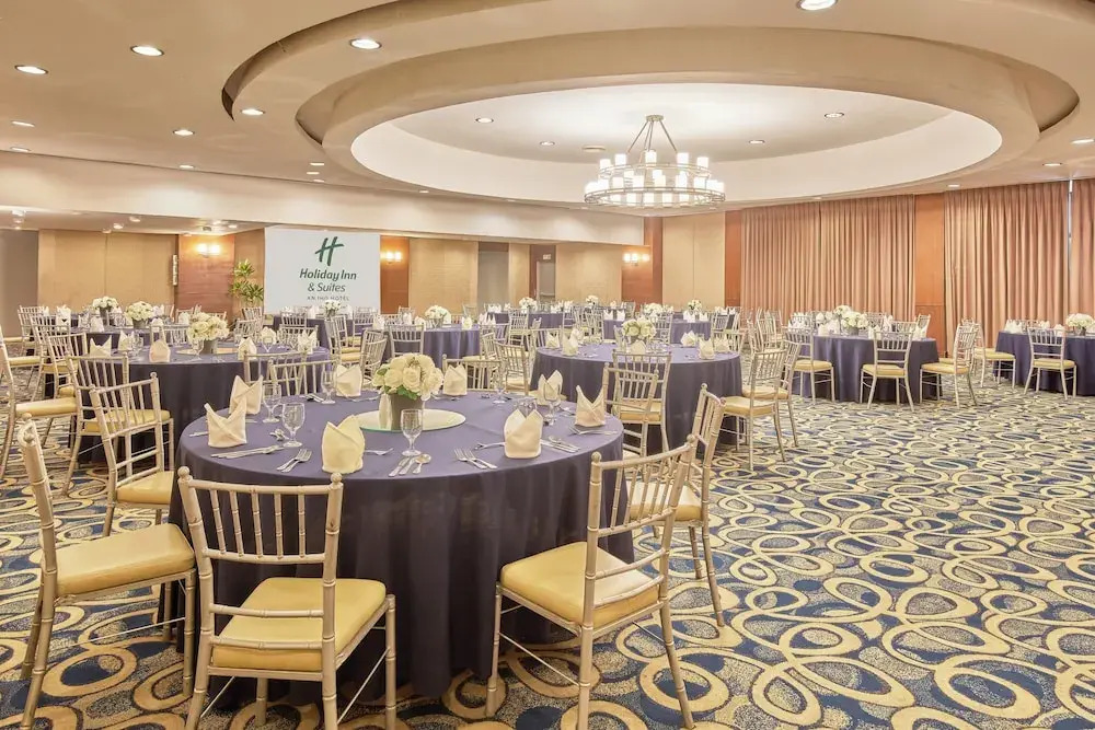 Holiday Inn & Suites Batangas LimaPark by IHG
