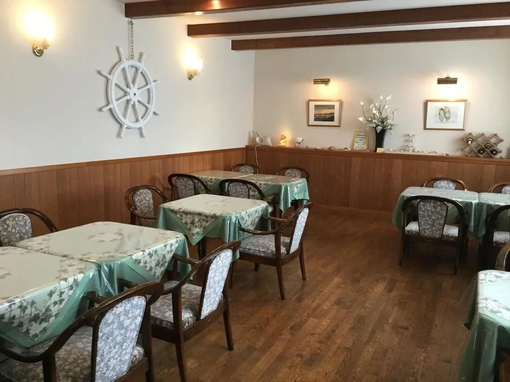 Gourmet Pension Aoiumi