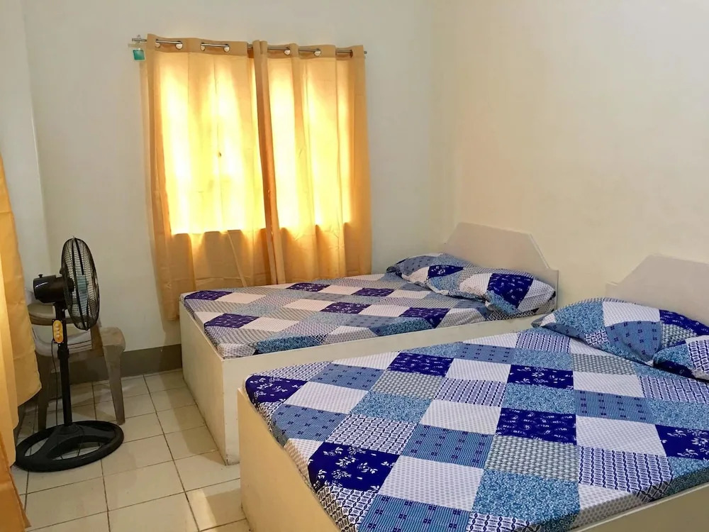 3BR Ross Anne Transient Queen of Peace