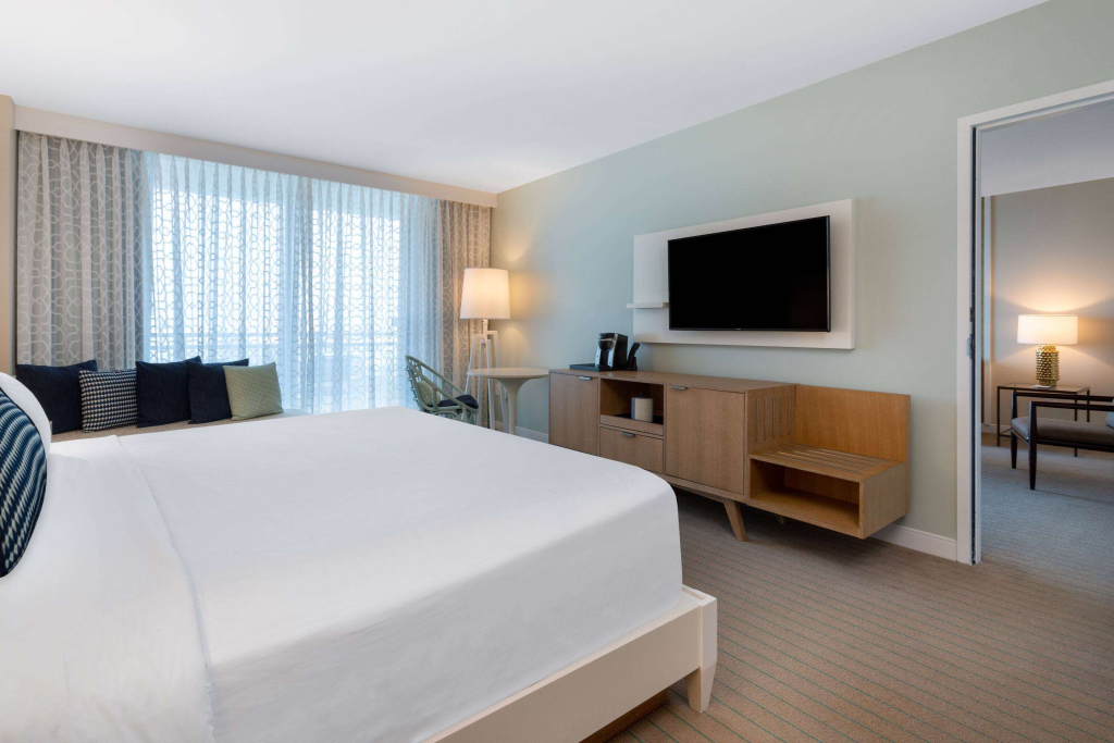 Wyndham Grand Clearwater Beach