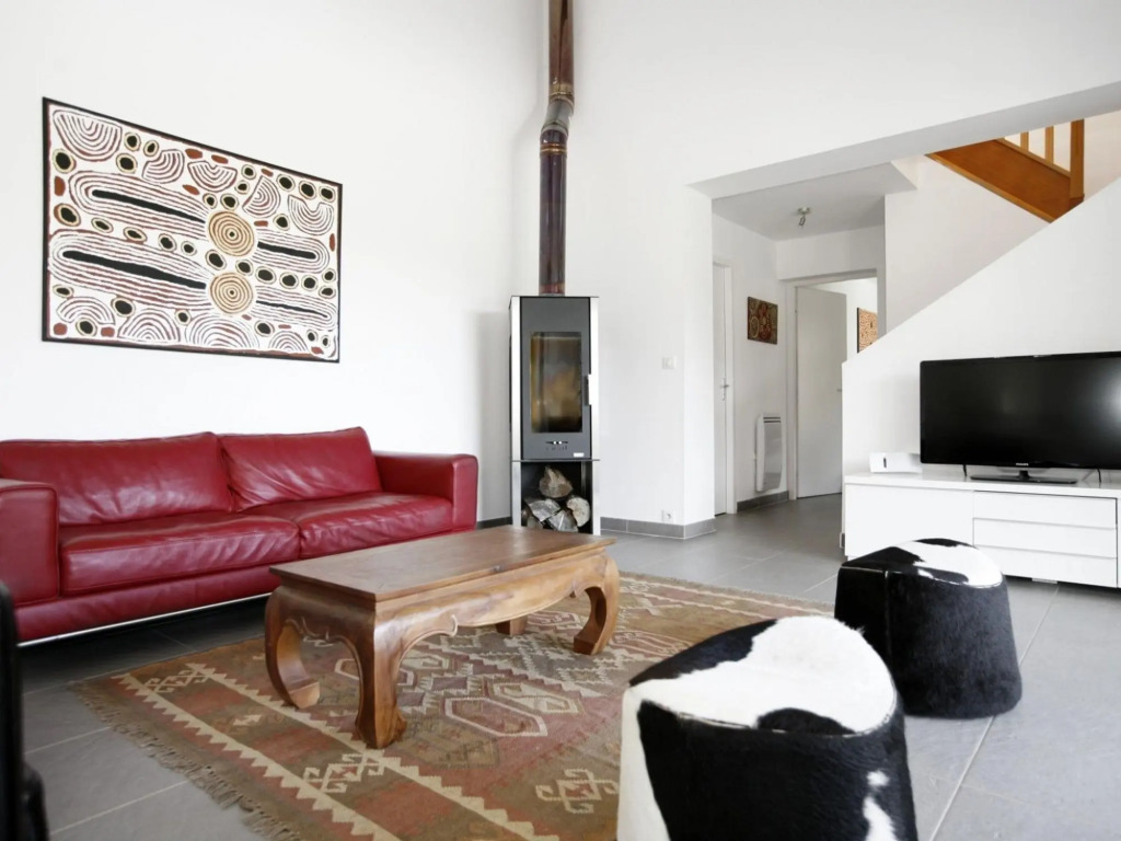 Exotic Holiday Home in Ceps with Private Pool