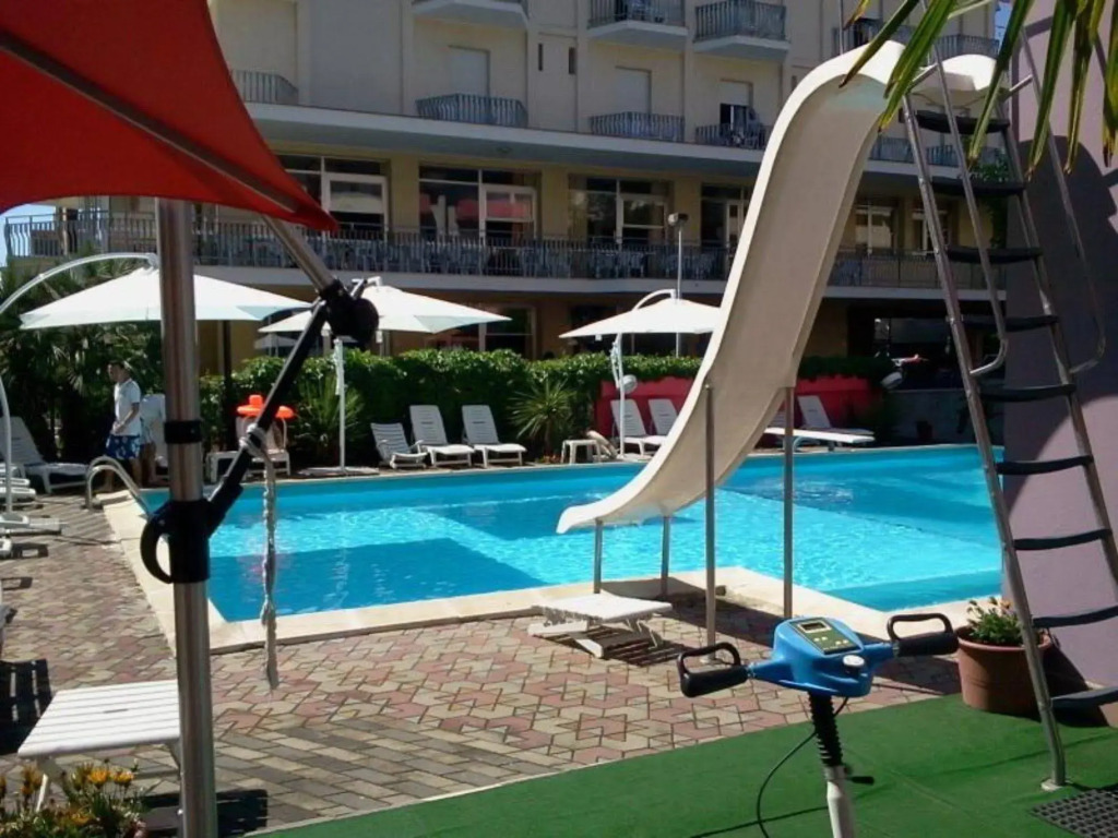 Hotel Edward