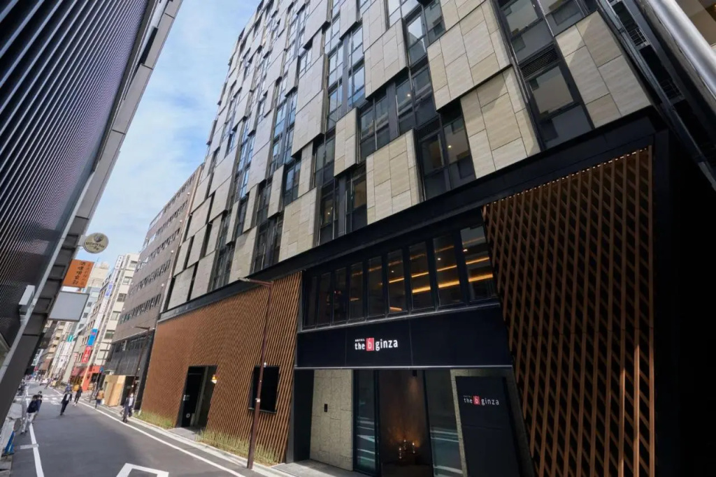 Отель the b ginza