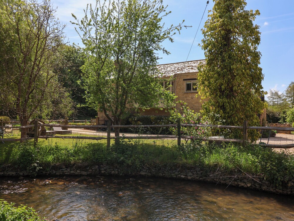 The Annexe, Cleveley Mill