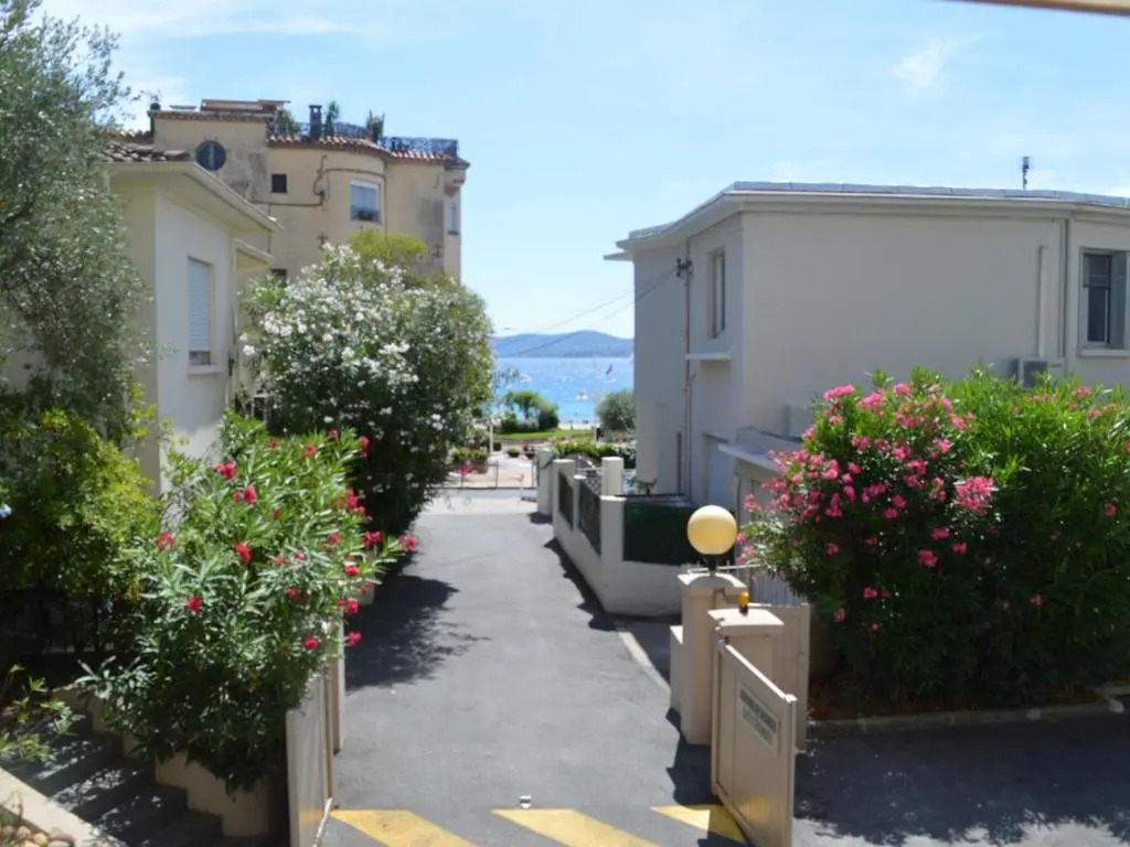 Appartement Saint-Raphaël, 1 pièce, 2 personnes - FR-1-466A-5