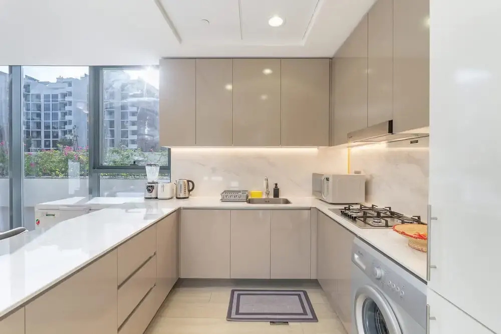 Indulging 1 Bedroom in Azizi Riviera 6