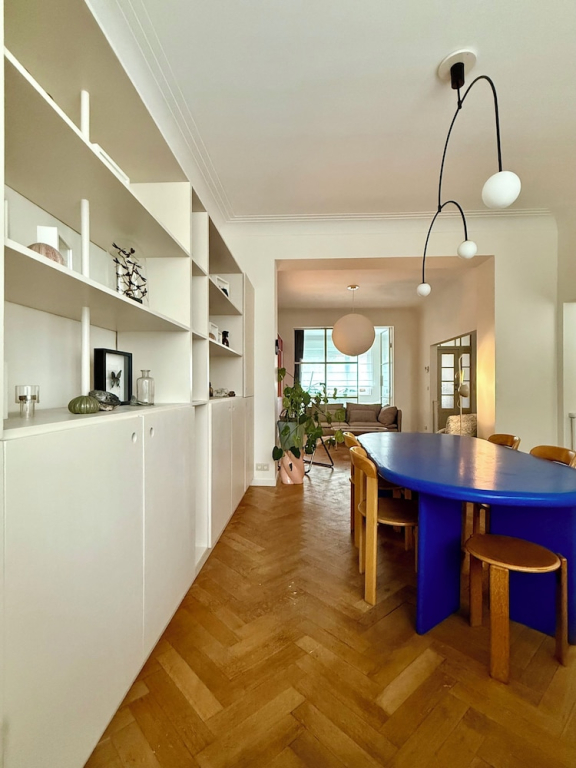 2 bedrooms - baby crib & furnished