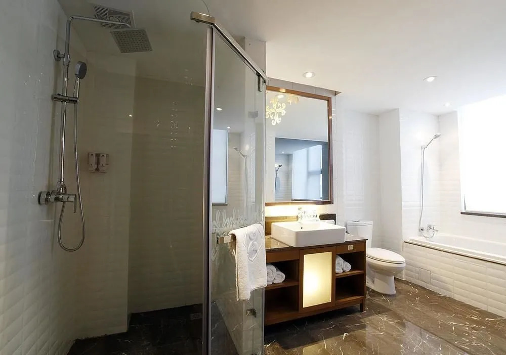 Guiyang Lincheng Wanyi Hotel