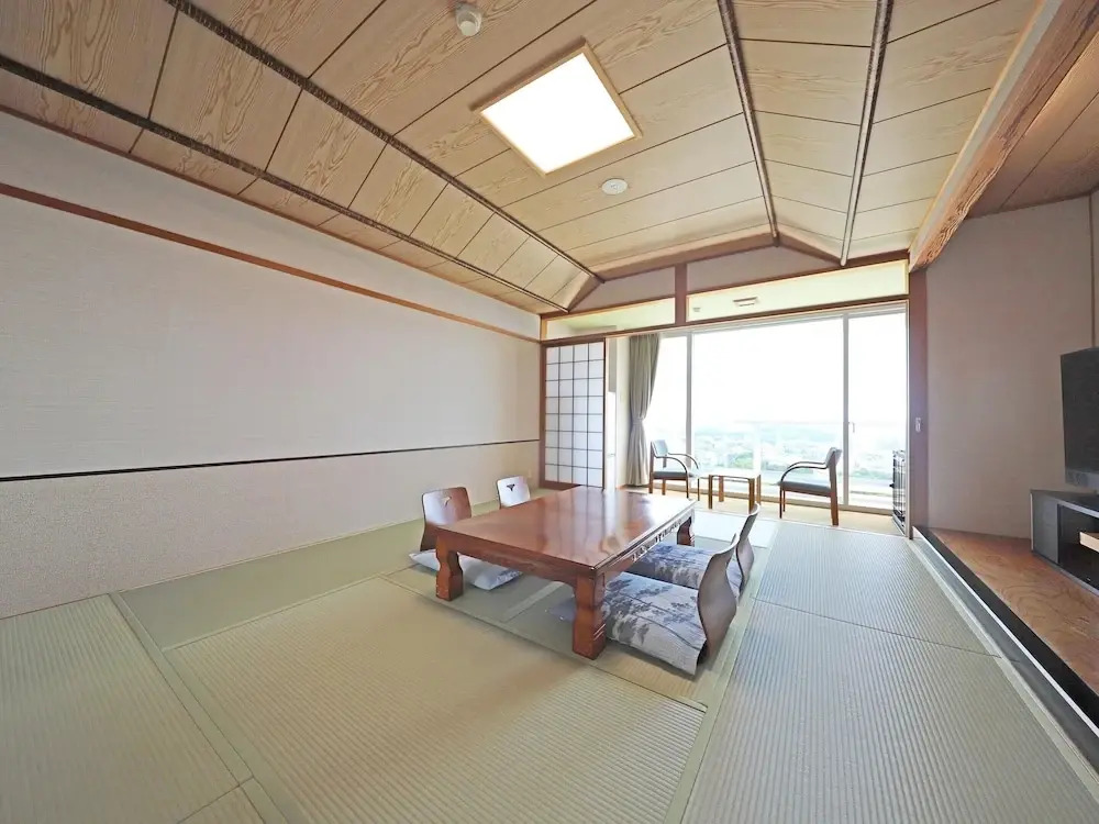Wan Wan Paradise Premier Nanki Shirahama
