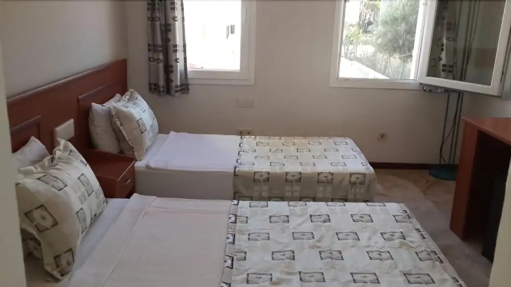 Fiorita Beach Hotel