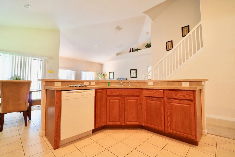 More 4 your Money with Private South Facing Pool