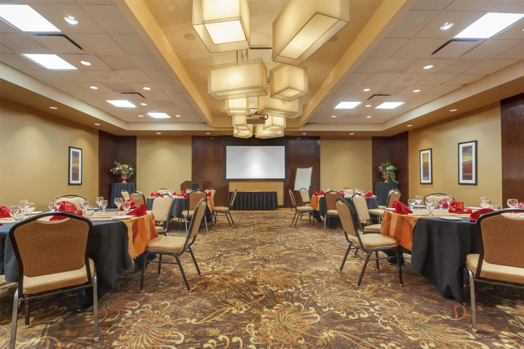 Best Western Cold Lake Inn