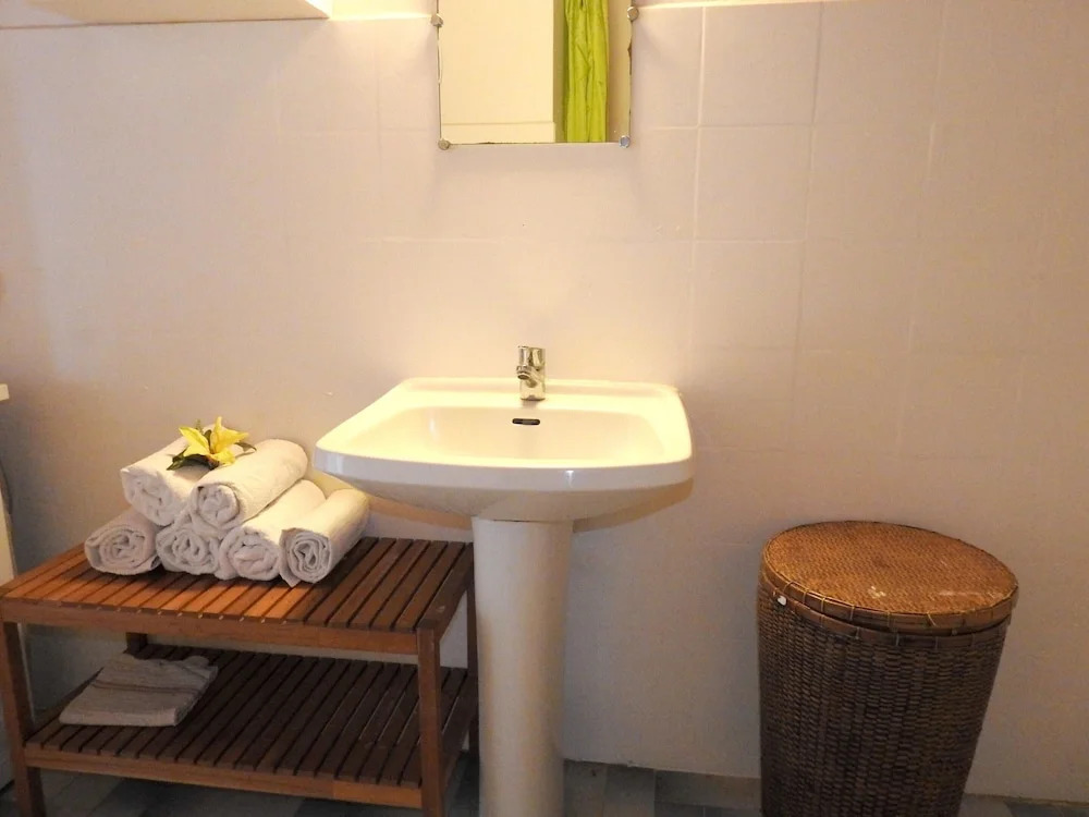House with 2 Bedrooms in Le Robert, with Private Pool, Enclosed Garden And Wifi - 18 Km From the Beach