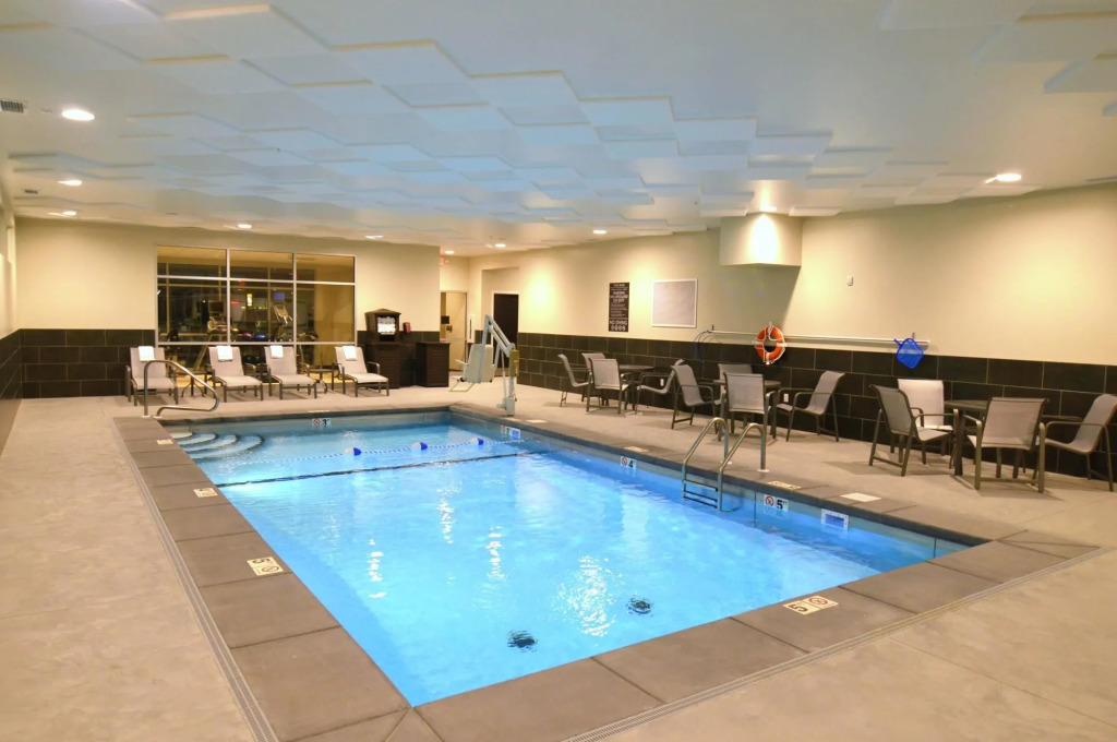 Best Western Plus Bolivar Hotel & Suites