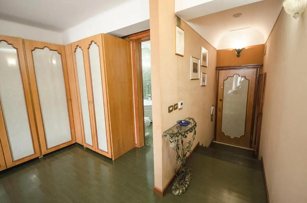 Chic House