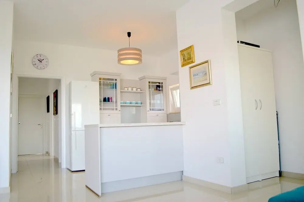 Seafront 2-bedroom Apartment The New View