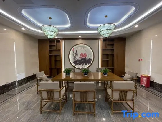 Hutubi Hotel