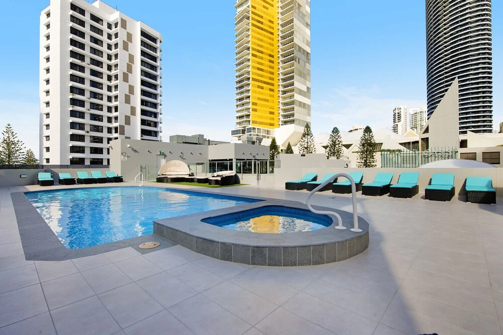 Victoria Square 2 Bed Ocean View Broadbeach