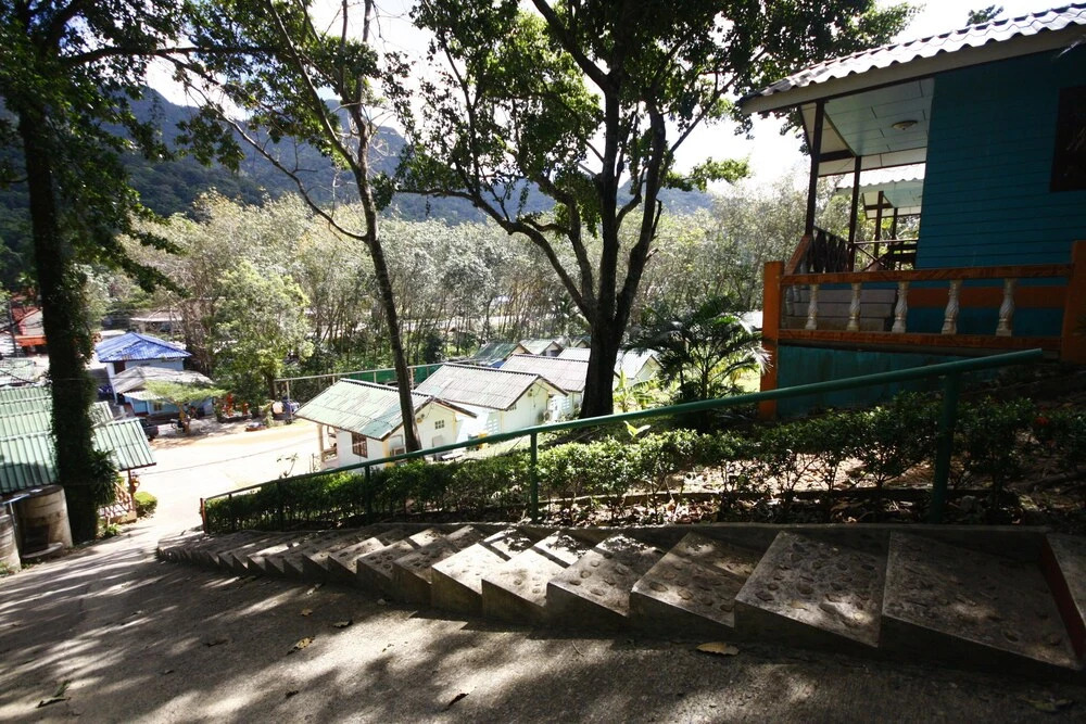 Giant Bungalow