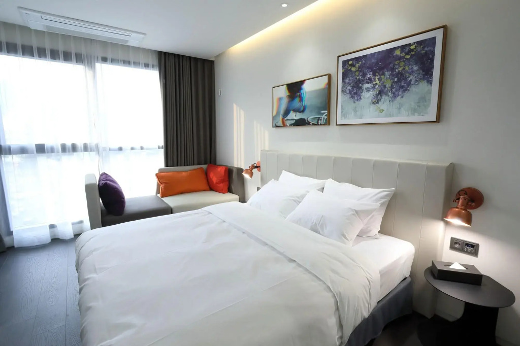 Orchid Hotel