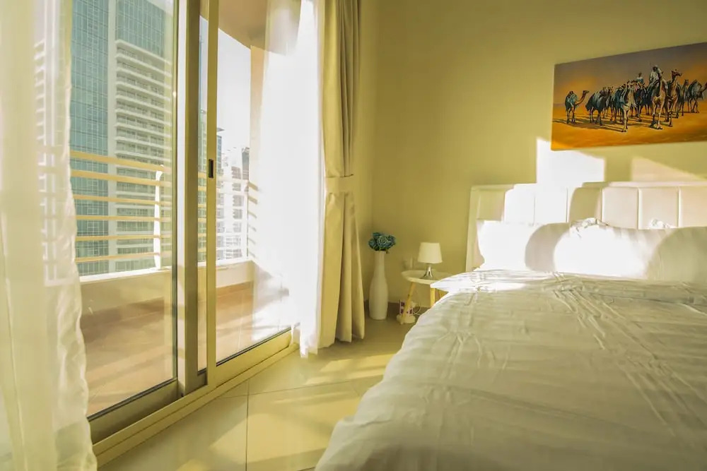 Deluxe Apartment with Lake View