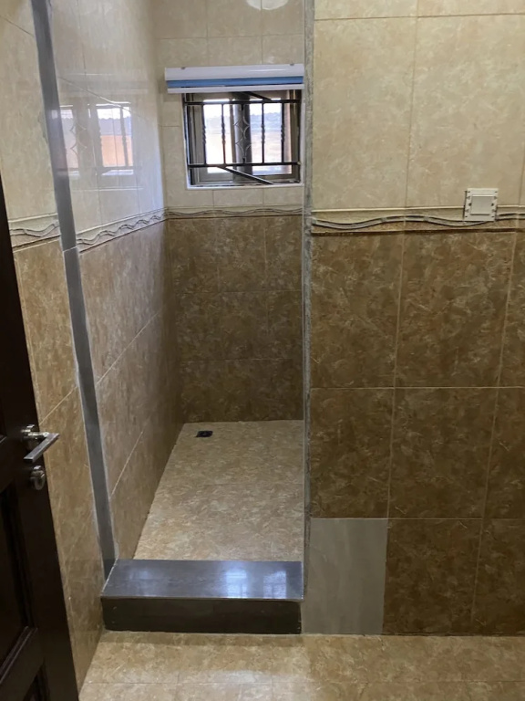 3-bed Apartment, Sleeps 6 With Wi-fi