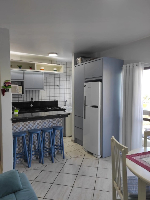 APTO 50M PRAIA- 4 PESSOAS, WIFI, SACADA, CHURRASQUEIRA, GARAGEM PARA VEICULOS PEQUENOS - Residencial Roveda