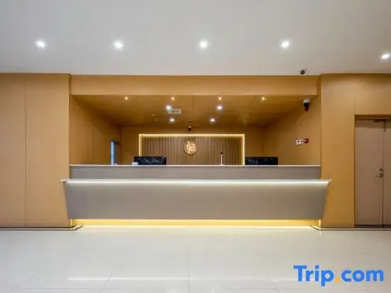Yijia Platinum Hotel (Pinghuai North Road Textile and Garment City)