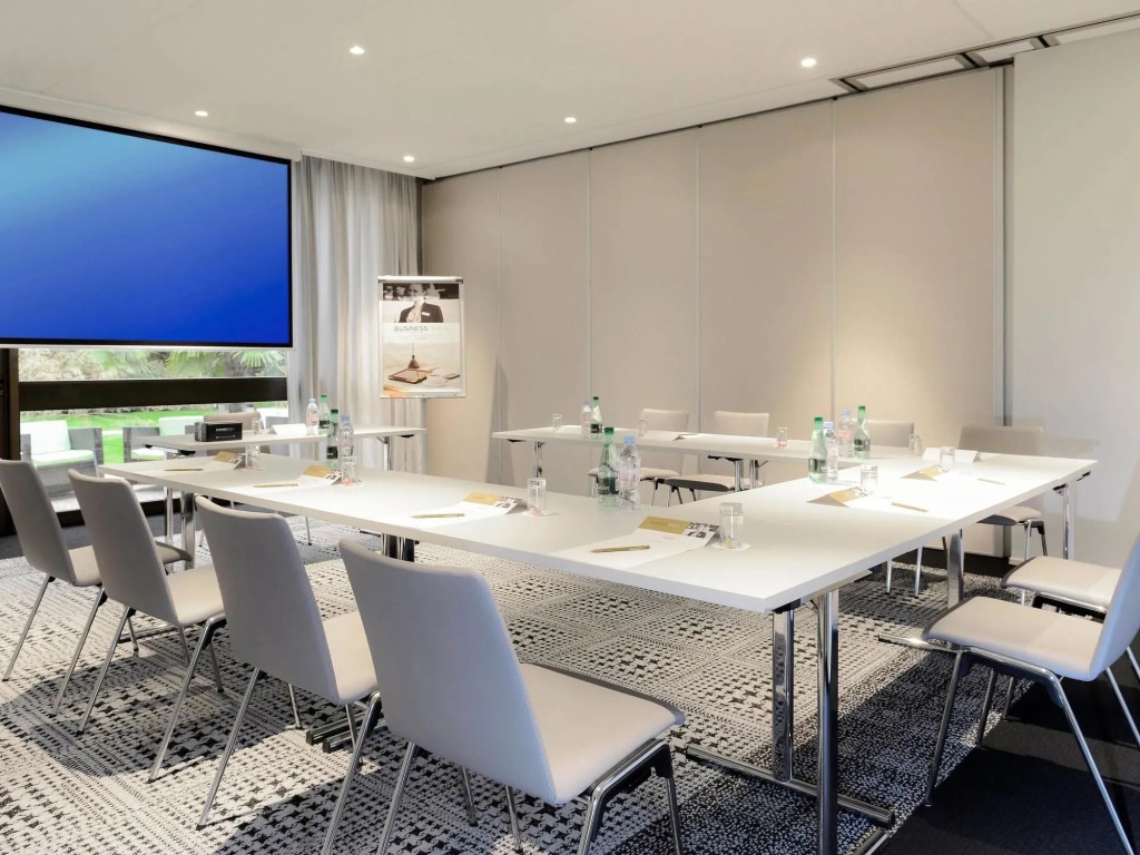 Mercure Caen Centre Port De Plaisance