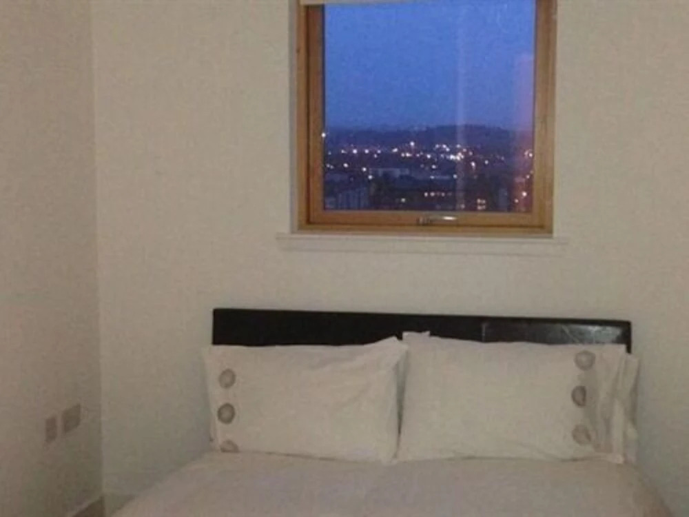 Suite 16 Glasgow