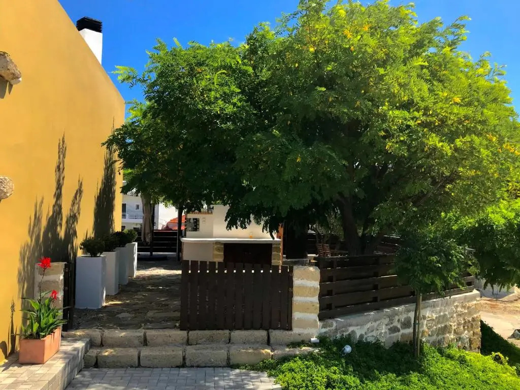 Villa Acacia